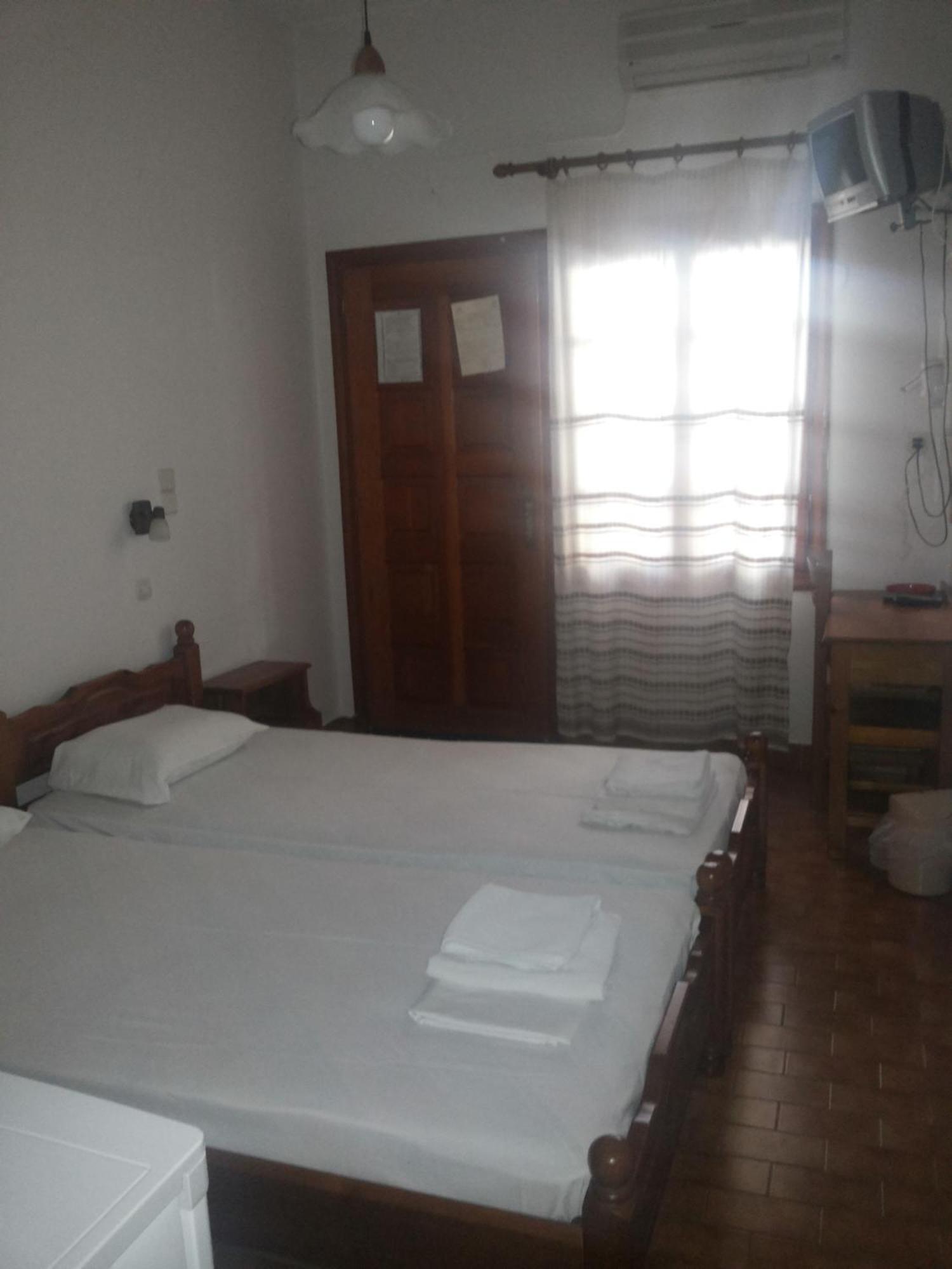 Stelios Rooms 帕琉乔拉 客房 照片