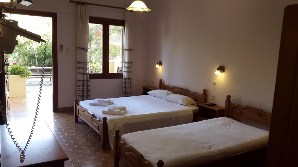 Stelios Rooms 帕琉乔拉 外观 照片
