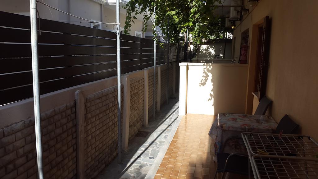 Stelios Rooms 帕琉乔拉 外观 照片